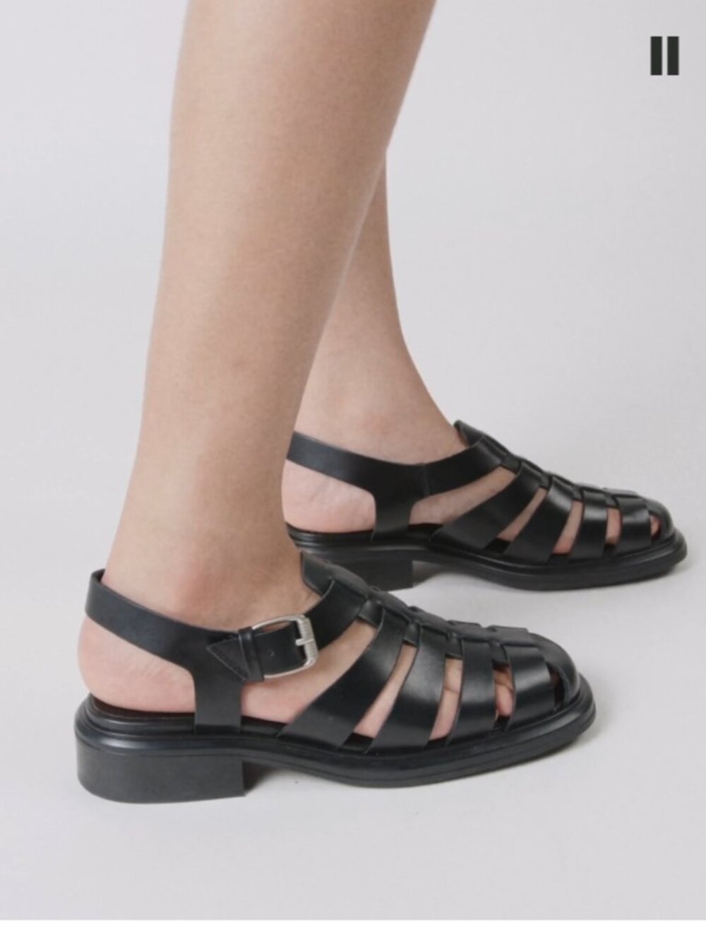 Vagabond Black Leather Ellis Fisherman Sandals - Like new - size 38 / US 8